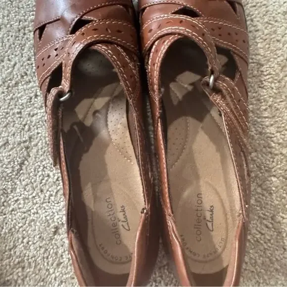 Clarks Brown Leather Women's Loafers Closed Toes Women's Size 9.5 Dressy - Picture 2 of 10